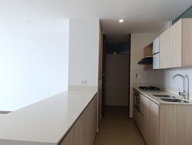 Apartamento de 3 alcobas en arriendo en El Poblado, Medellín, 110 m² · foto 9 de 15
