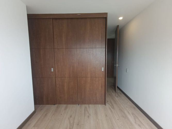 Apartamento de 3 alcobas en arriendo en El Poblado, Medellín, 110 m² · foto 11 de 15