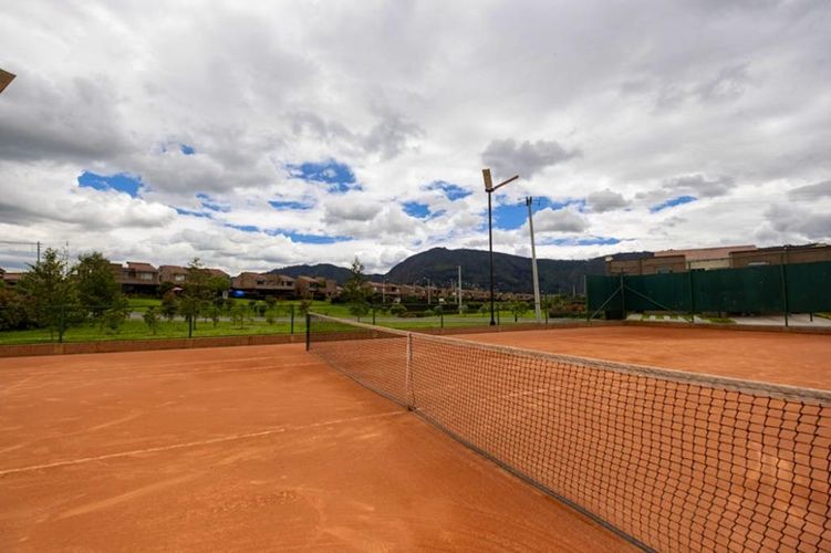 Casa de 3 alcobas en venta en Pueblo Viejo, Cota, 220 m² · foto 19 de 24