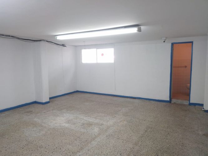 Local en arriendo en El Poblado, Medellín, 117 m² · foto 8 de 17