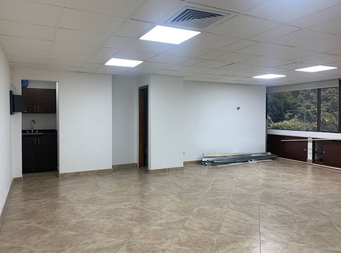 Oficina en venta en Manila, Medellín, 65 m² · foto 4 de 9