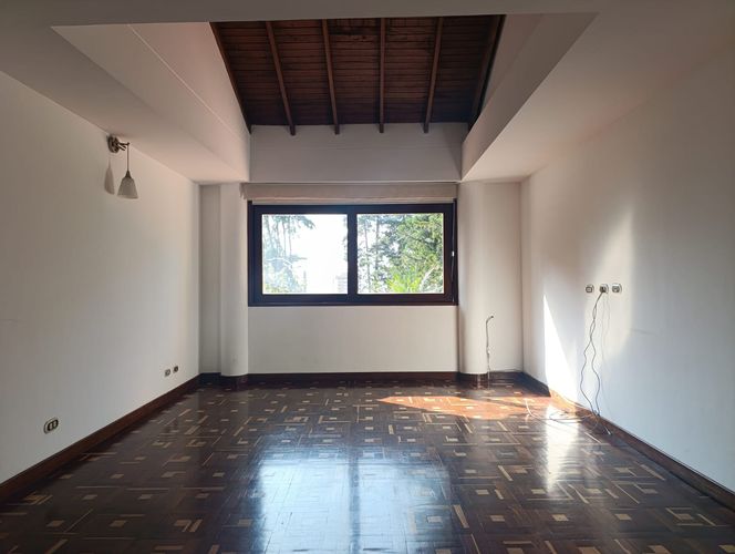 Casa de 4 alcobas en arriendo en El Poblado, Medellín, 300 m² · foto 7 de 20