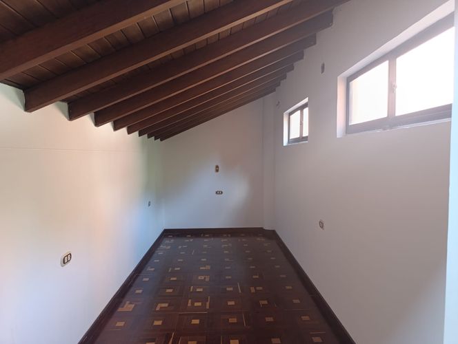 Casa de 4 alcobas en arriendo en El Poblado, Medellín, 300 m² · foto 12 de 20