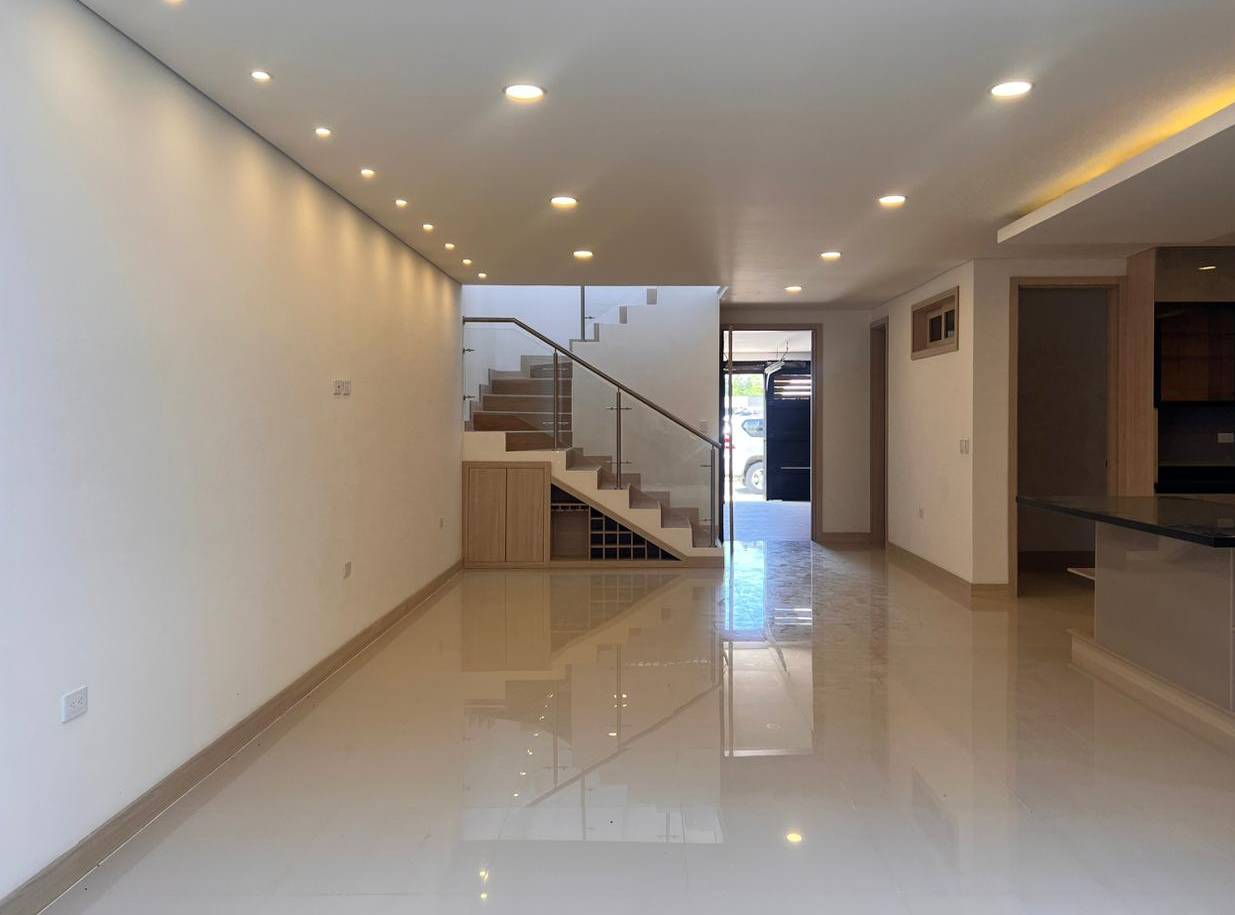 4BR House in Llano Grande (270 m²) - 3