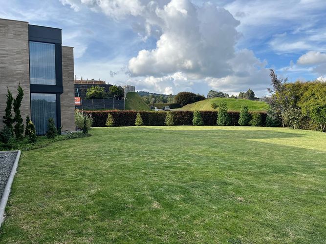 Casa de 3 alcobas en venta en Vía Las Palmas, Envigado, 472 m² · foto 6 de 24