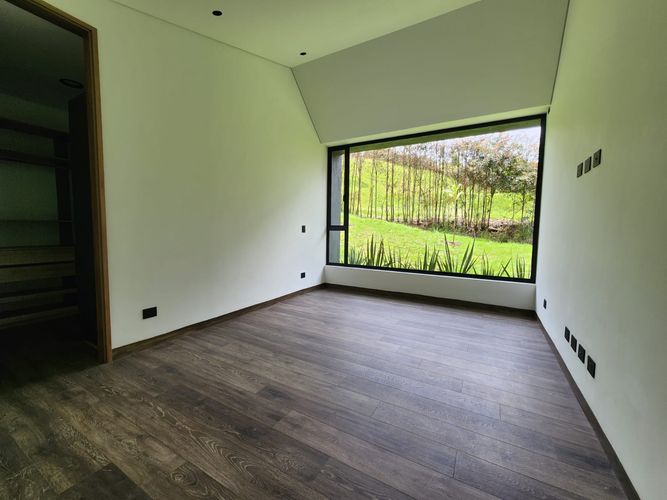 Casa de 4 alcobas en venta en Vía Las Palmas, Envigado, 544 m² · foto 8 de 14