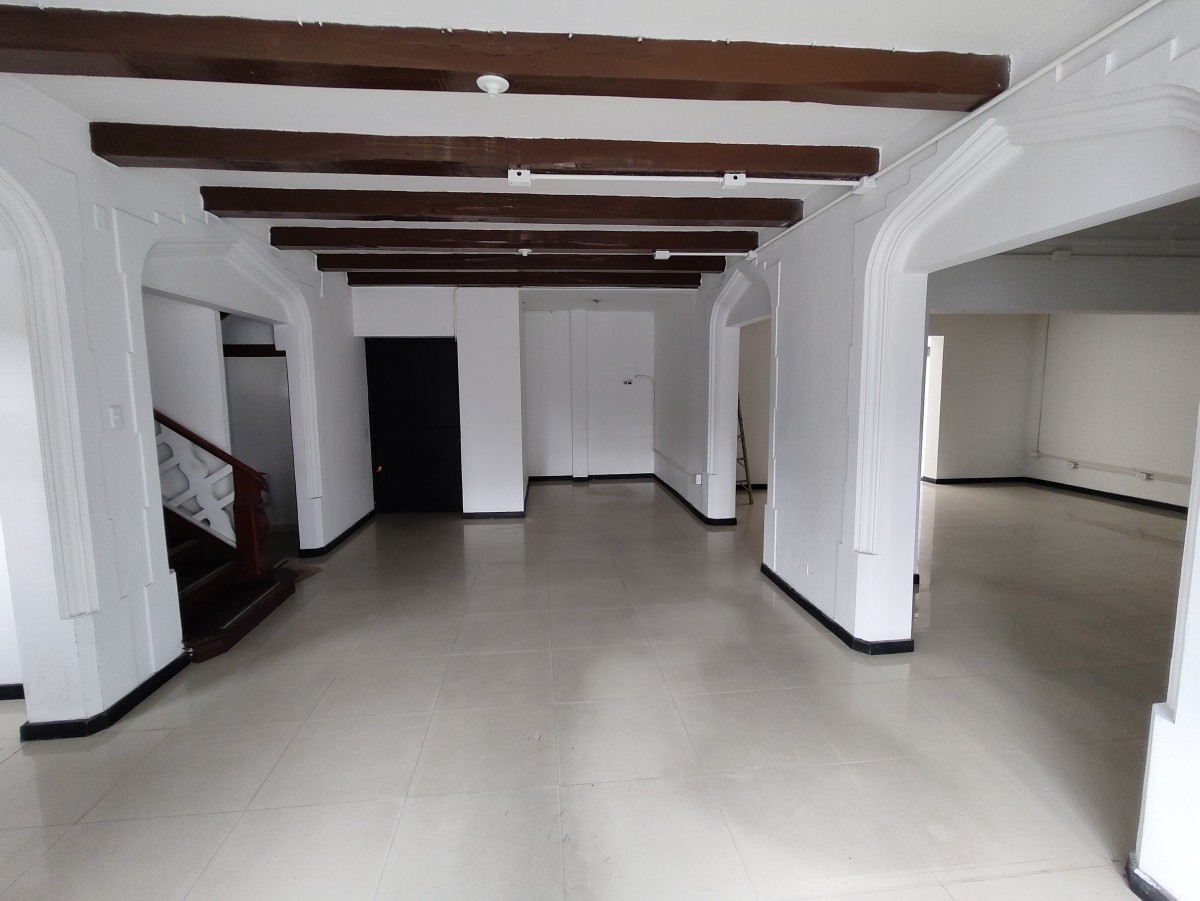 Casa en venta en Quinta Camacho, Bogotá · foto 4 de 19
