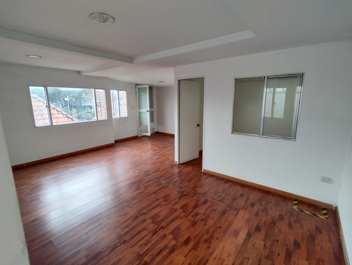 Casa en venta en Quinta Camacho, Bogotá · foto 17 de 19