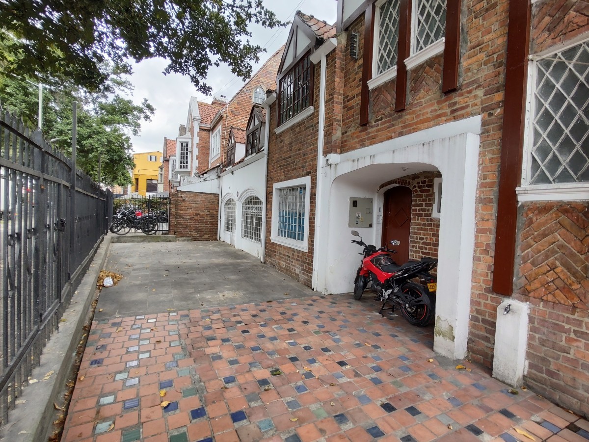 Casa en venta en Quinta Camacho, Bogotá · foto 19 de 19