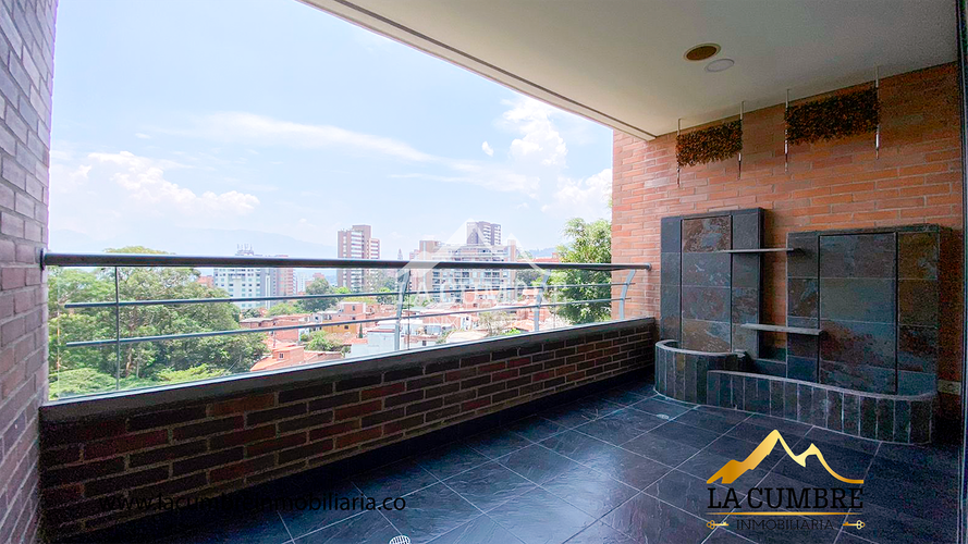 Apartamento de 3 alcobas en arriendo en Los Balsos, Medellín, 146 m² · foto 5 de 16