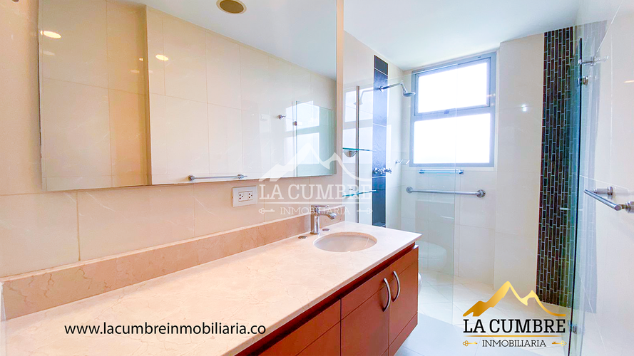 Apartamento de 3 alcobas en arriendo en Los Balsos, Medellín, 146 m² · foto 16 de 16