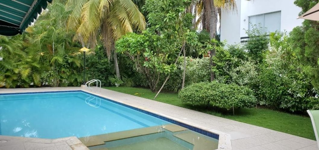 Casa de 4 alcobas en venta en Cn. Campestre El Peñon, Girardot, 500 m² · foto 9 de 10