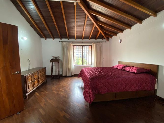 Casa de 3 alcobas en venta en Las Lomas, Medellín, 340 m² · foto 13 de 24