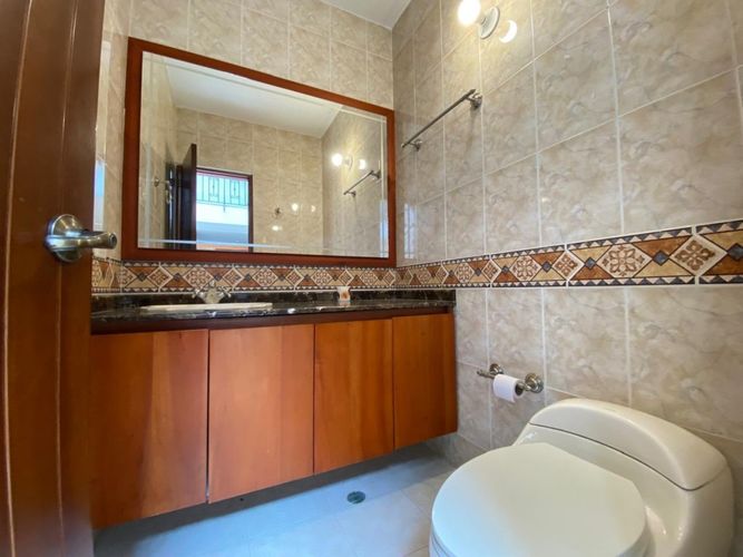 Casa de 3 alcobas en venta en Las Lomas, Medellín, 340 m² · foto 19 de 24