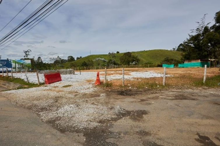 Lote en venta en La Convencion, Rionegro, 6102 m² · foto 3 de 5