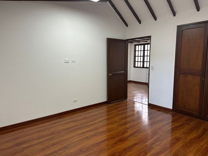 Casa de 4 alcobas en venta en Santa Ana, Bogotá, 329 m² · foto 15 de 22