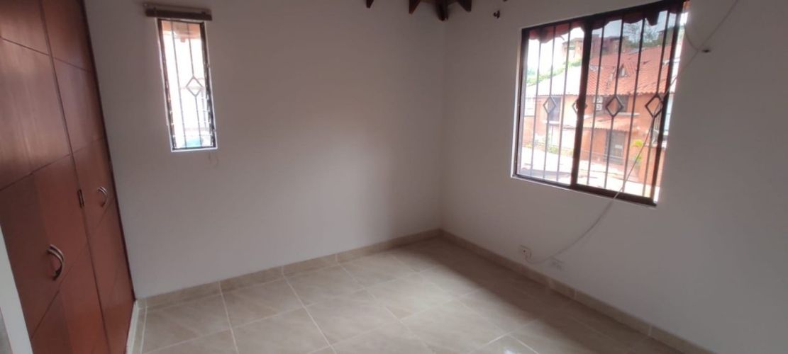 Casa de 4 alcobas en venta en Ciudad Jardin, Cali, 180 m² · foto 10 de 24