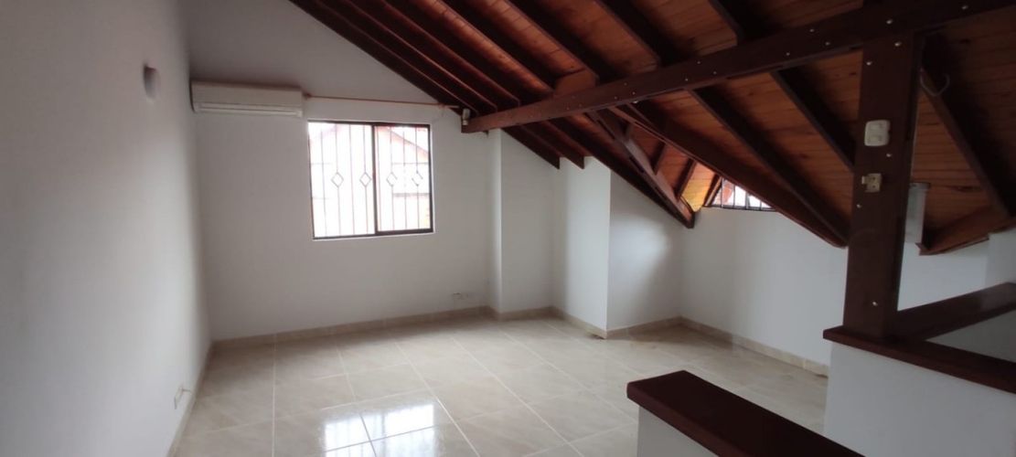 Casa de 4 alcobas en venta en Ciudad Jardin, Cali, 180 m² · foto 12 de 24