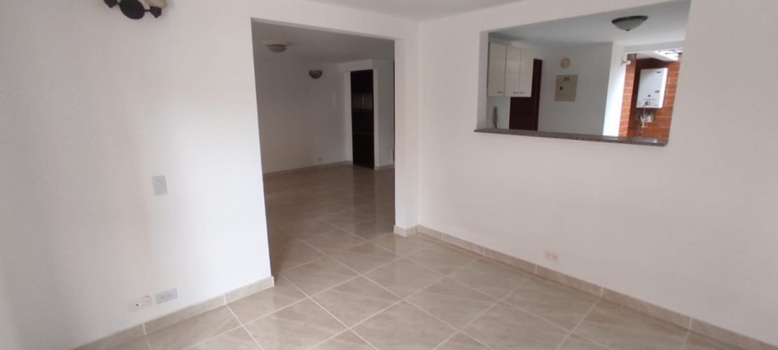 Casa de 4 alcobas en venta en Ciudad Jardin, Cali, 180 m² · foto 22 de 24