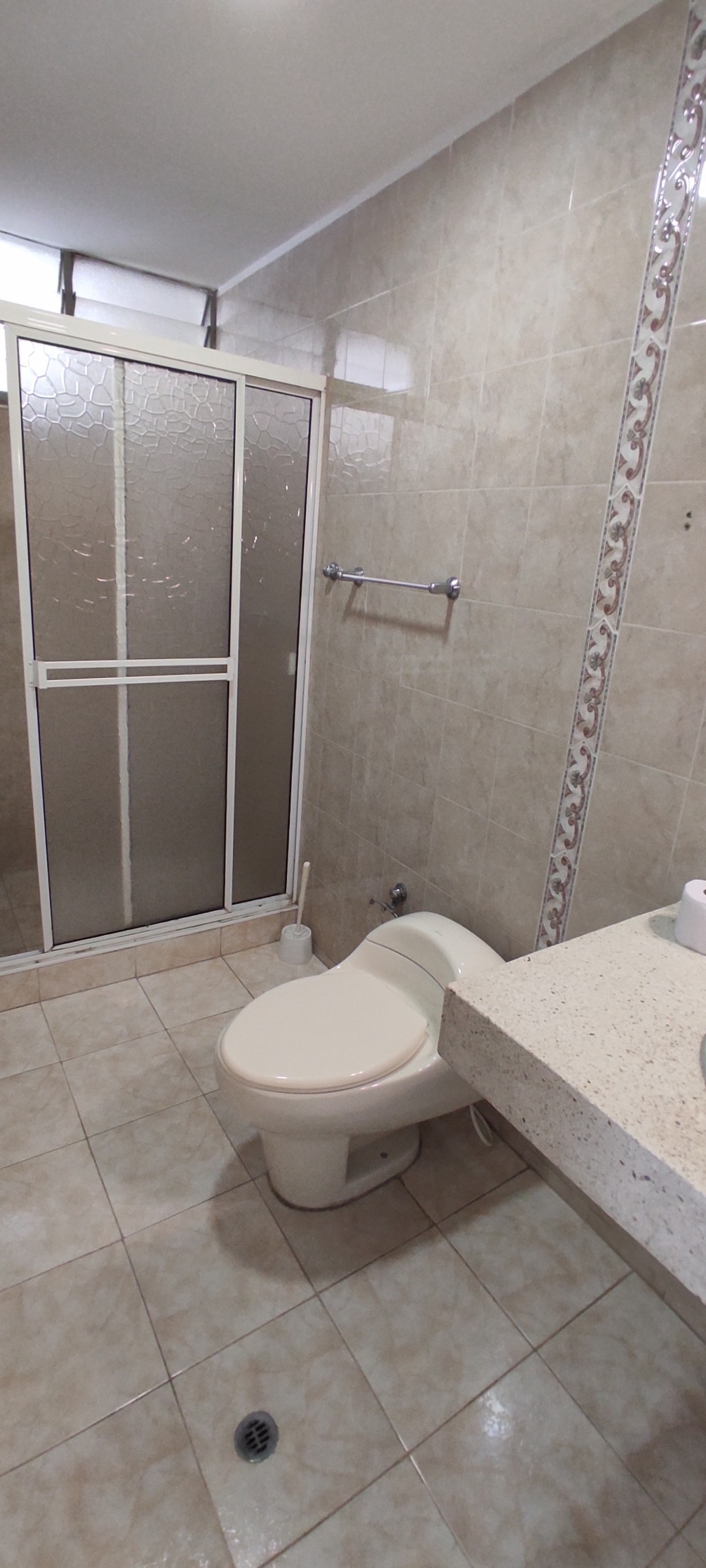 Casa en arriendo en Cristales, Cali · foto 15 de 24