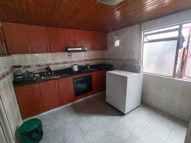 Apartamento de 4 alcobas en venta en Alqueria La Fragua Ii, Bogotá, 100 m² · foto 3 de 18