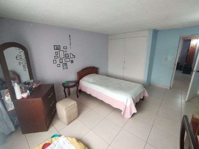 Apartamento de 4 alcobas en venta en Alqueria La Fragua Ii, Bogotá, 100 m² · foto 7 de 18