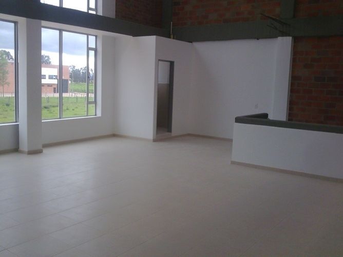 Bodega en arriendo en Vereda La Granja, Zipaquirá, 740 m² · foto 6 de 13