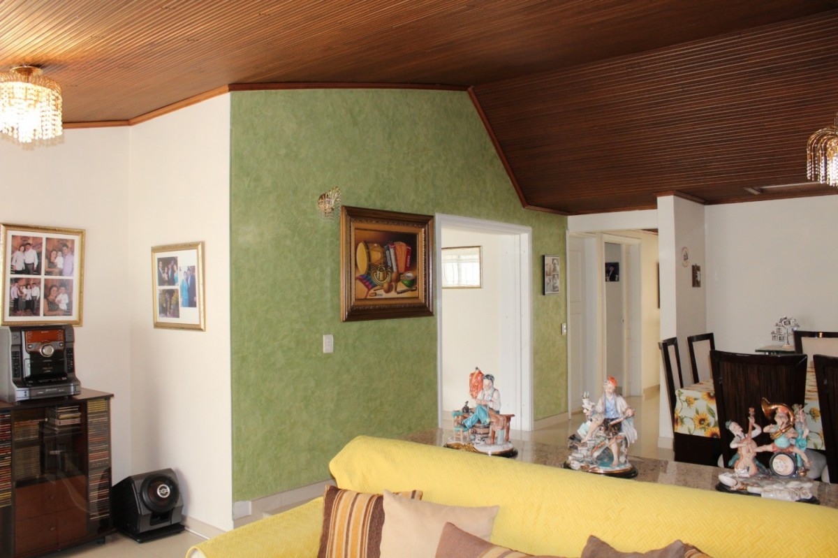 Casa en venta en Lagos De Cordoba, Bogotá · foto 6 de 24