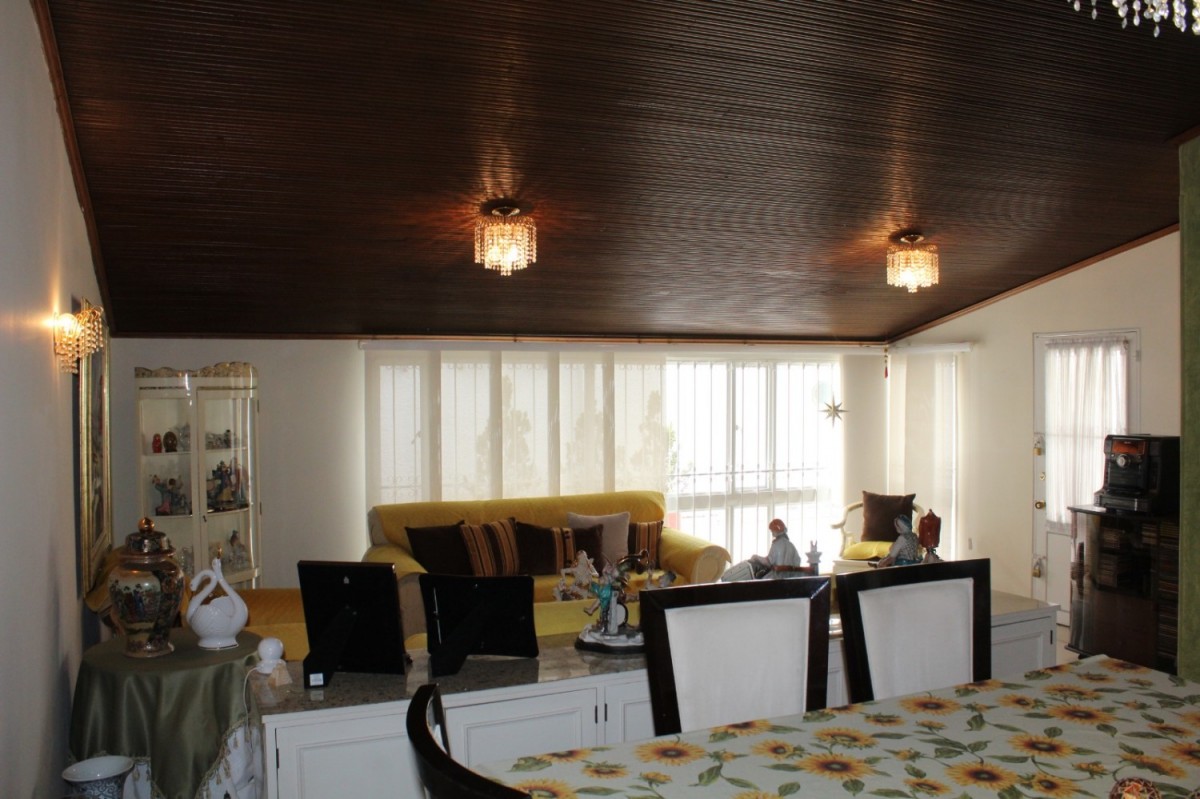 Casa en venta en Lagos De Cordoba, Bogotá · foto 8 de 24
