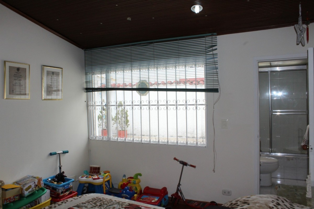 Casa en venta en Lagos De Cordoba, Bogotá · foto 14 de 24