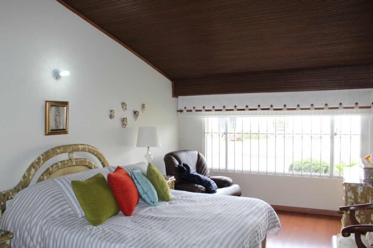 Casa en venta en Lagos De Cordoba, Bogotá · foto 15 de 24