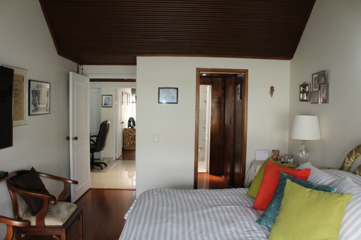 Casa en venta en Lagos De Cordoba, Bogotá · foto 16 de 24