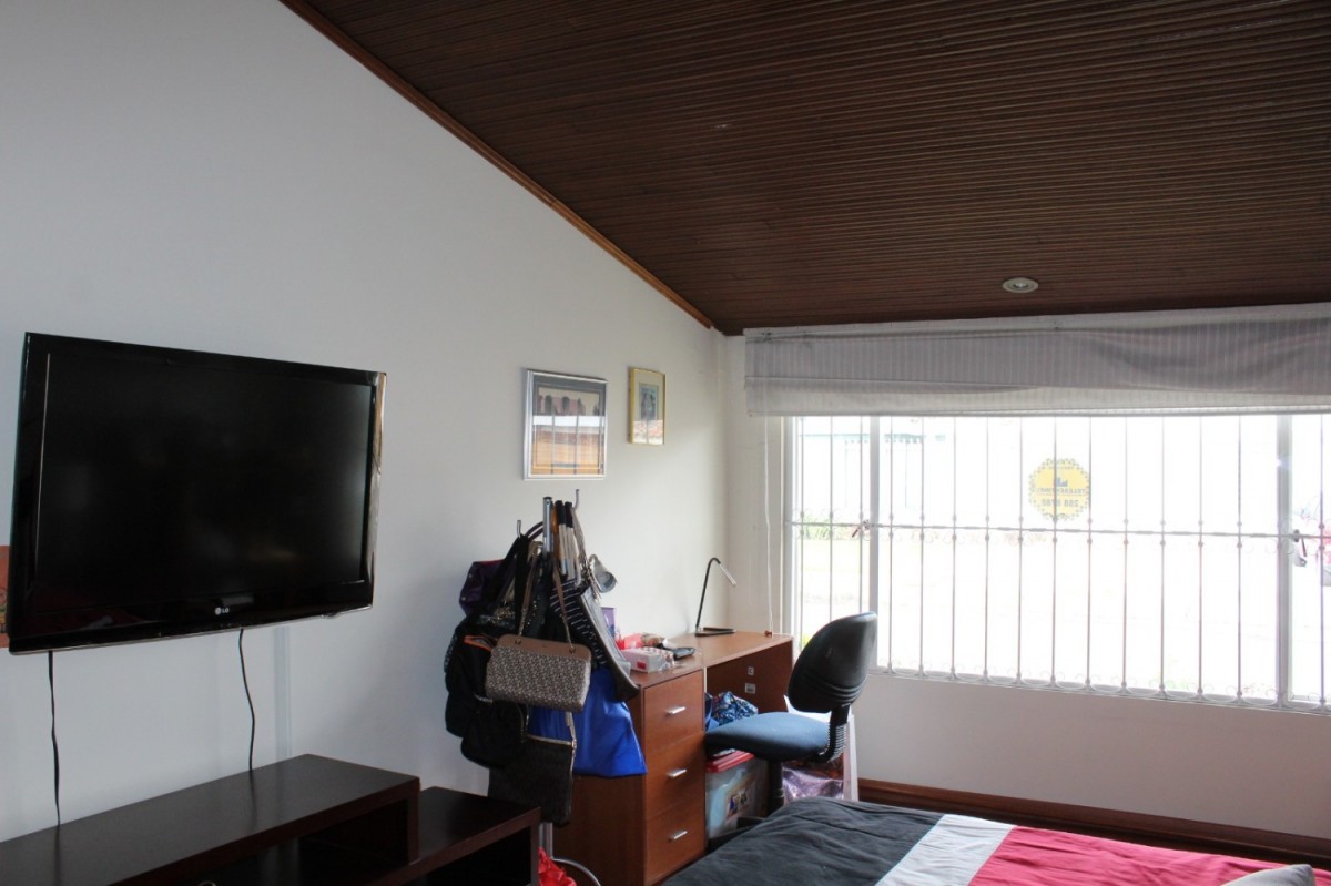 Casa en venta en Lagos De Cordoba, Bogotá · foto 17 de 24