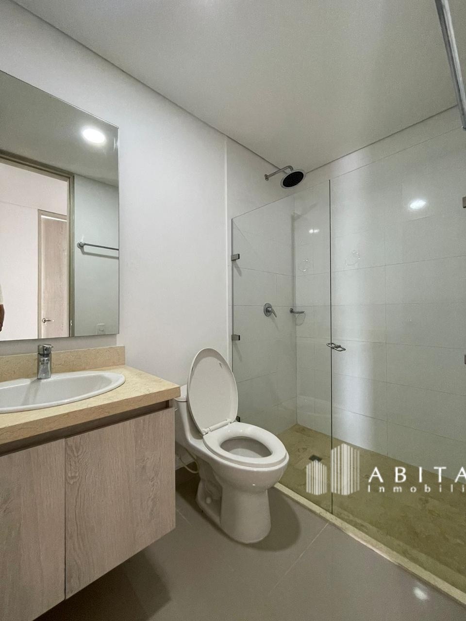 Apartamento en venta en Manga, Cartagena · foto 3 de 24