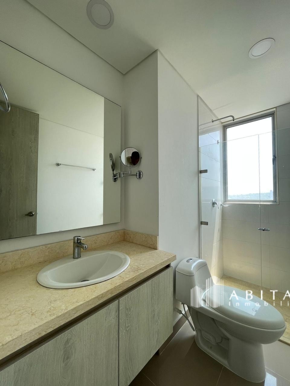 Apartamento en venta en Manga, Cartagena · foto 8 de 24