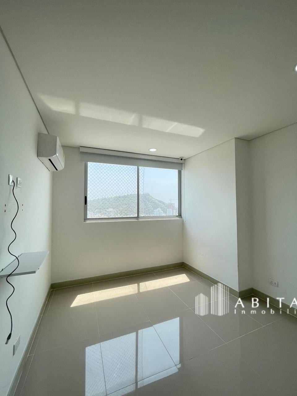 Apartamento en venta en Manga, Cartagena · foto 9 de 24