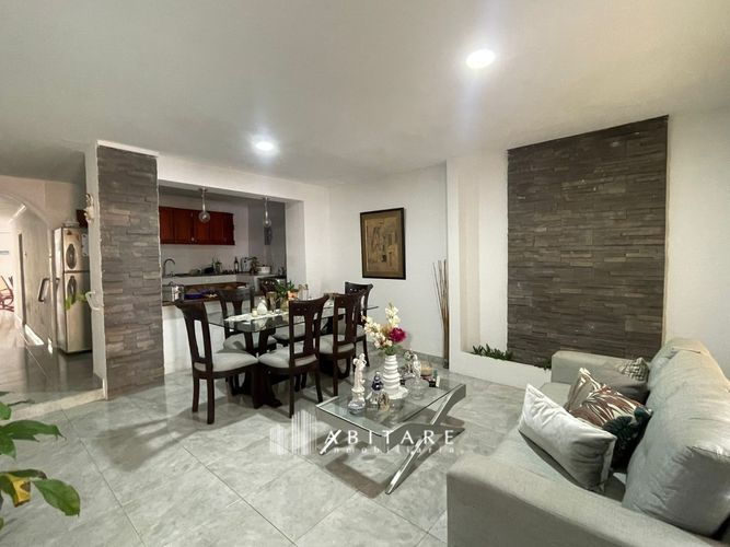 Casa de 4 alcobas en venta en Manga, Cartagena, 330 m² · foto 7 de 10