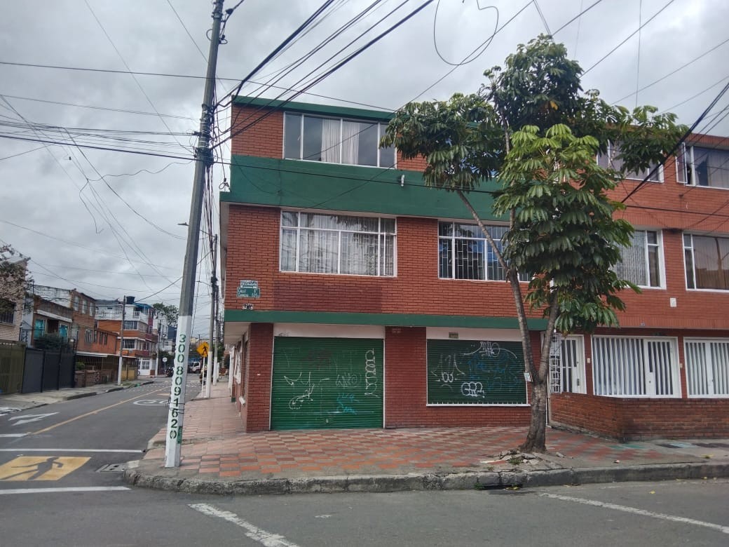 Casa en venta en San Rafael, Bogotá · foto 7 de 24