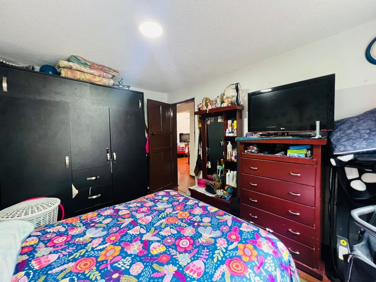 Casa en venta en Engativá, Bogotá · foto 12 de 24