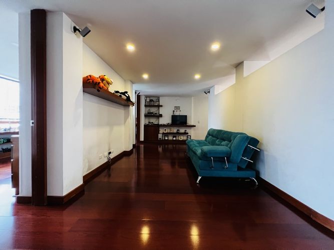 Casa de 4 alcobas en venta en Engativá, Bogotá, 316 m² · foto 11 de 24
