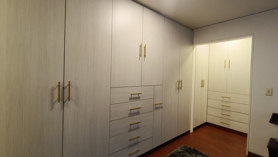 Apartamento de 3 alcobas en venta en Chico Norte, Bogotá, 155 m² · foto 4 de 24