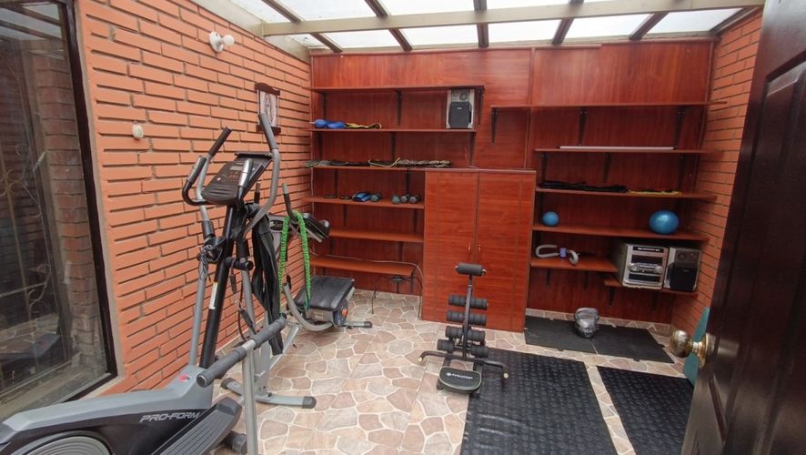 Apartamento de 3 alcobas en venta en Chico Norte, Bogotá, 155 m² · foto 14 de 24