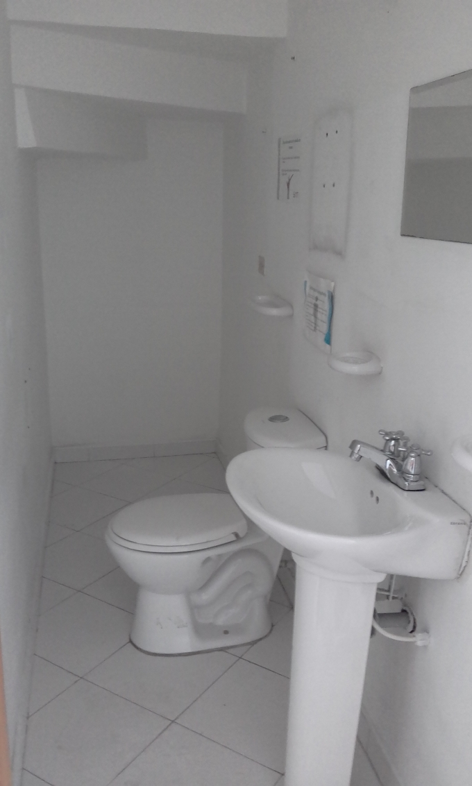 Casa en venta en Barrios Unidos, Bogotá · foto 8 de 24