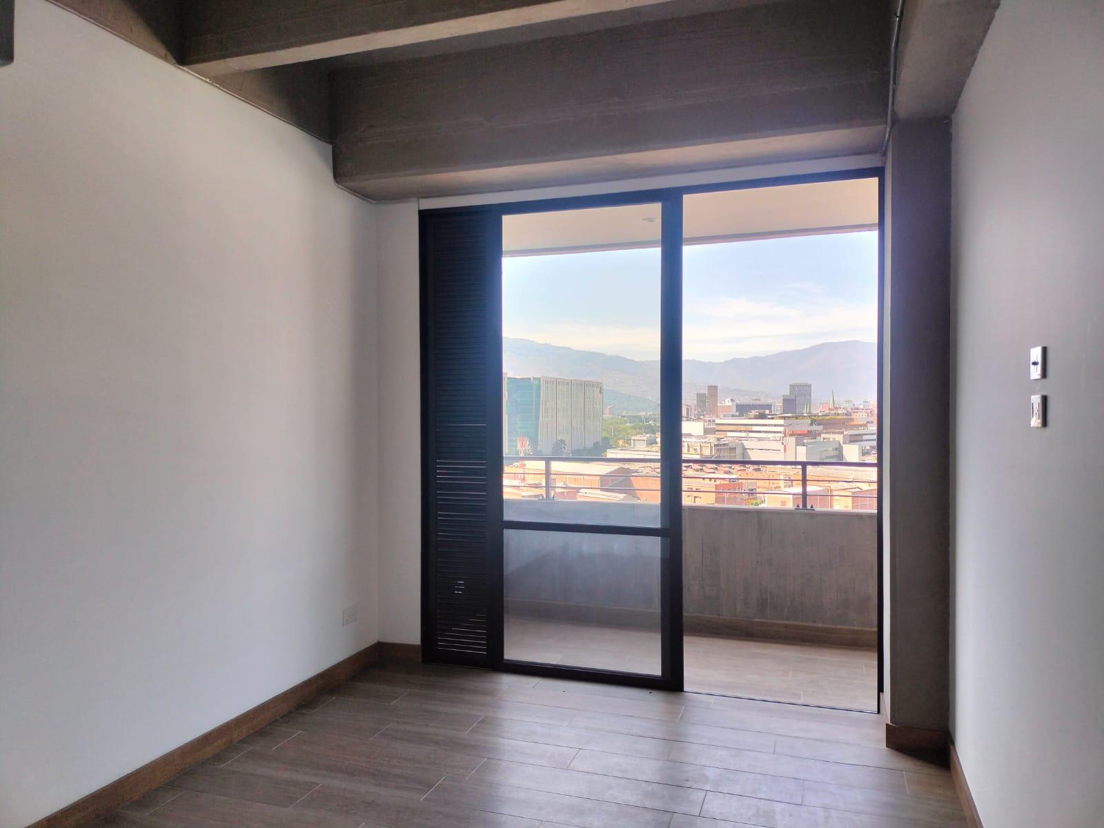 Apartamento en venta en El Poblado, Medellín · foto 2 de 12