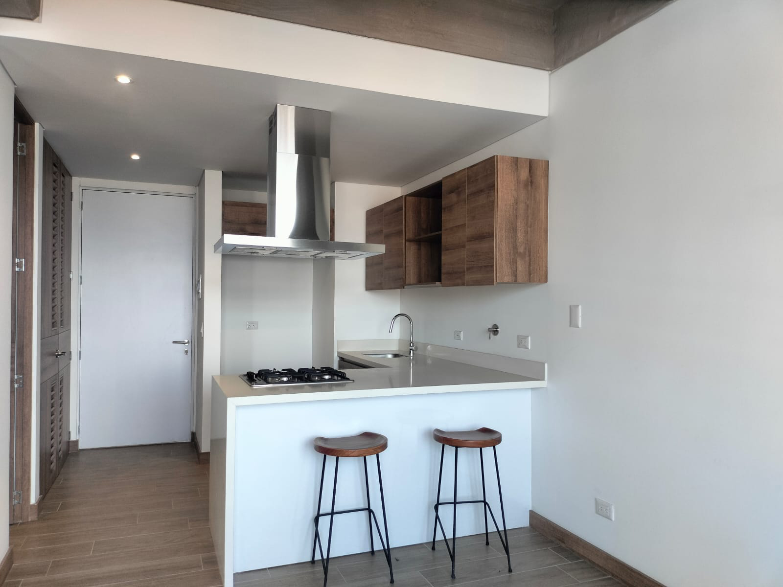 Apartamento en venta en El Poblado, Medellín · foto 4 de 12