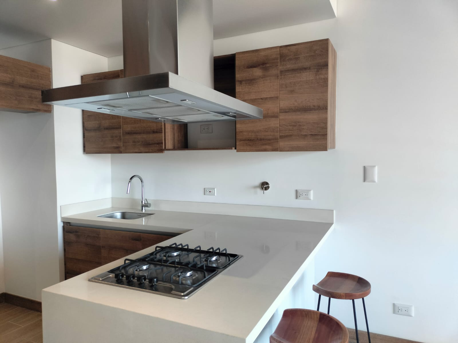 Apartamento en venta en El Poblado, Medellín · foto 5 de 12