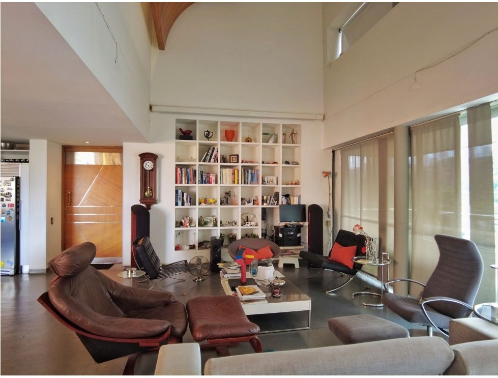 Apartamento en venta en Loma Benedictinos, Envigado · foto 2 de 11