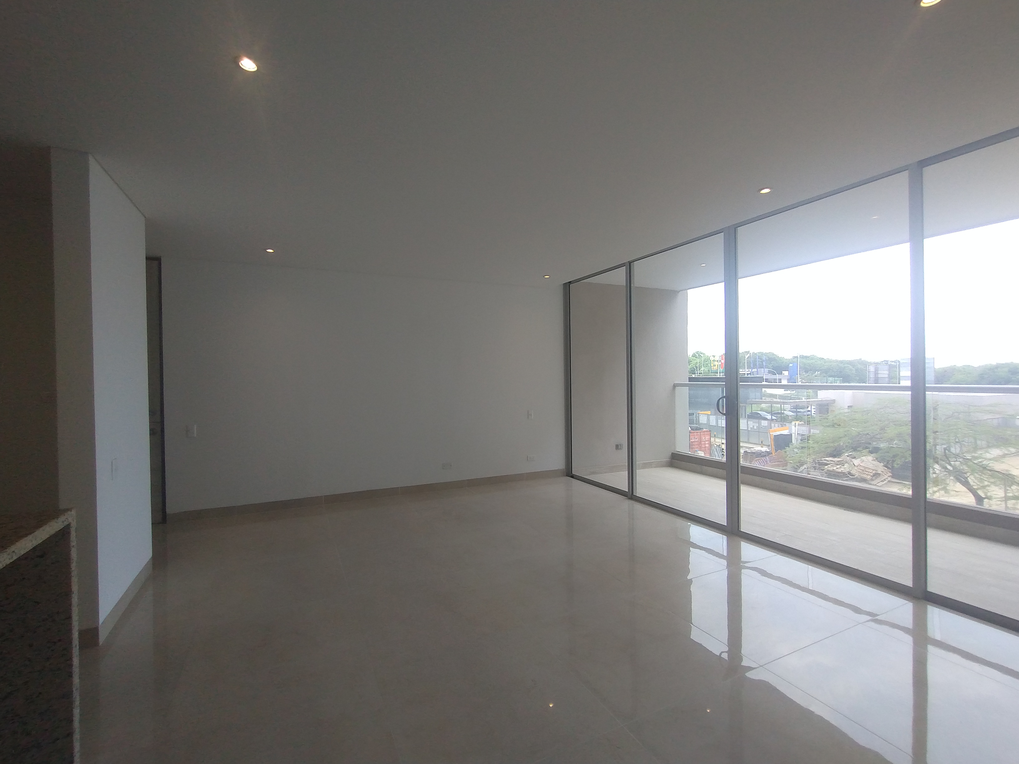 Apartamento en arriendo en Altos De Riomar, Barranquilla · foto 4 de 21