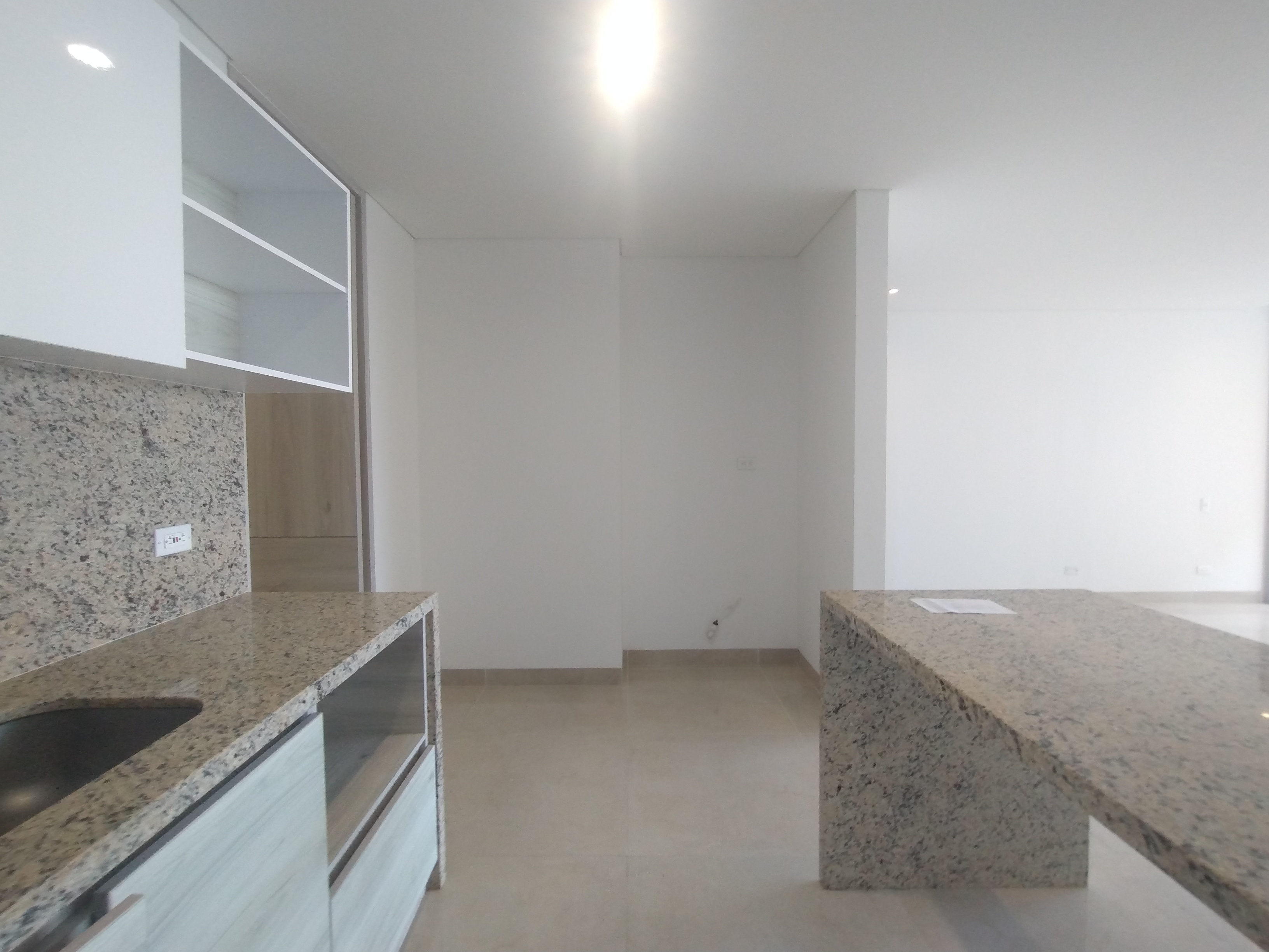 Apartamento en arriendo en Altos De Riomar, Barranquilla · foto 9 de 21
