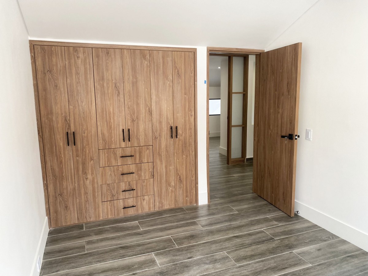 Casa en venta en Lagos De Cordoba, Bogotá · foto 22 de 24